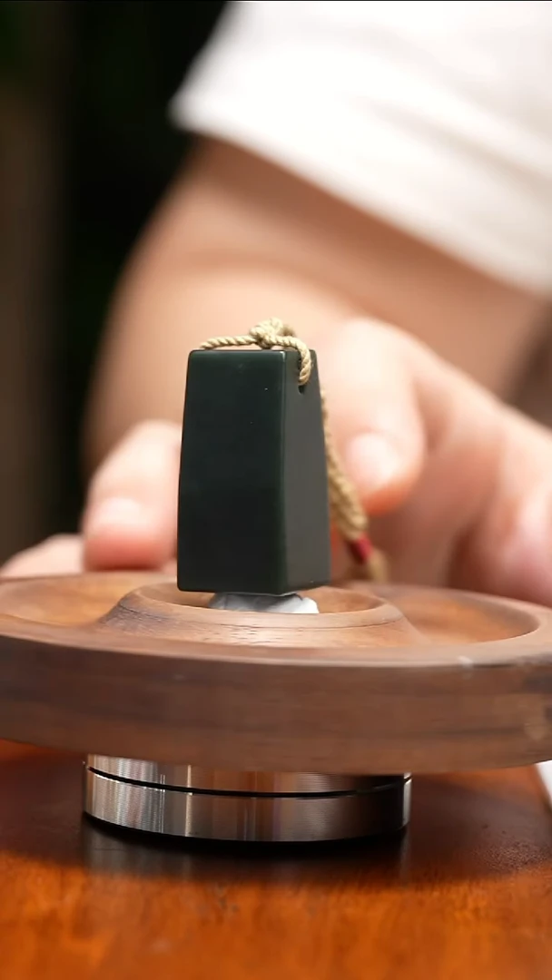 和田玉未镶嵌吊坠(不含链)和田玉