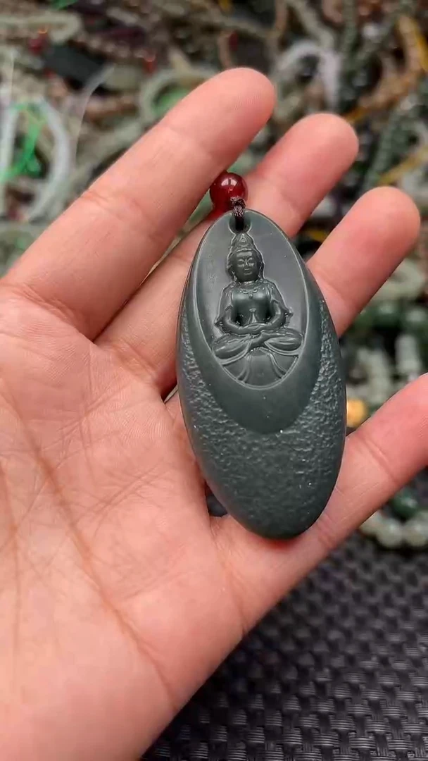 颈饰未镶嵌和田玉1