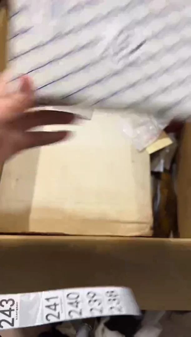 用****3237     中古产品 谨慎参拍