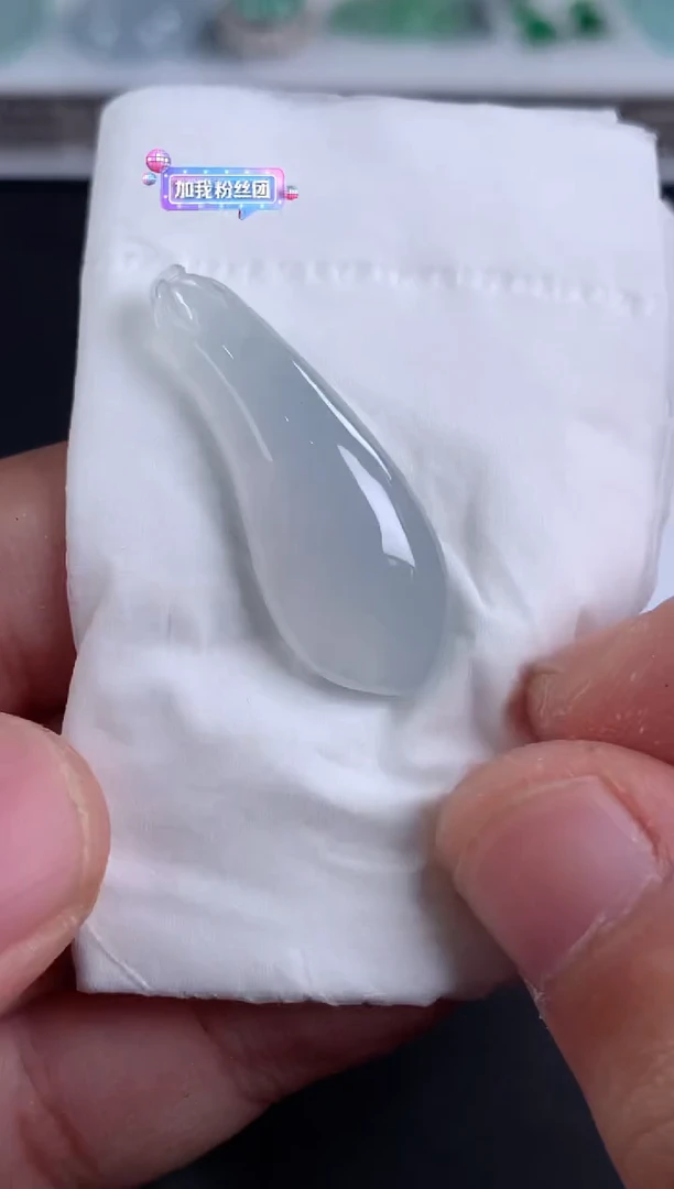 未镶嵌定制翡翠大****记翡翠