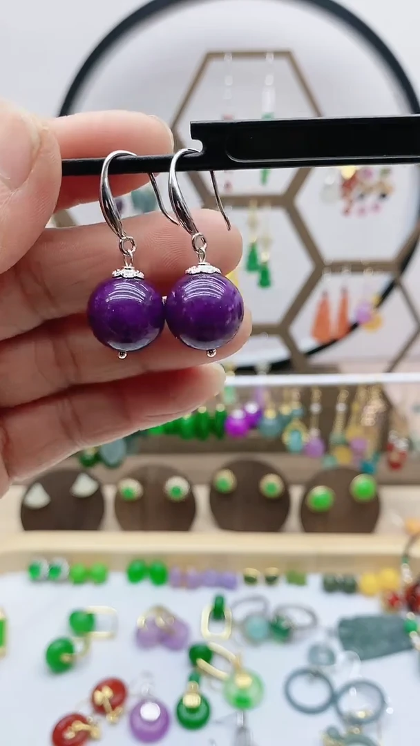 未镶嵌苏纪石（舒俱来）耳饰412