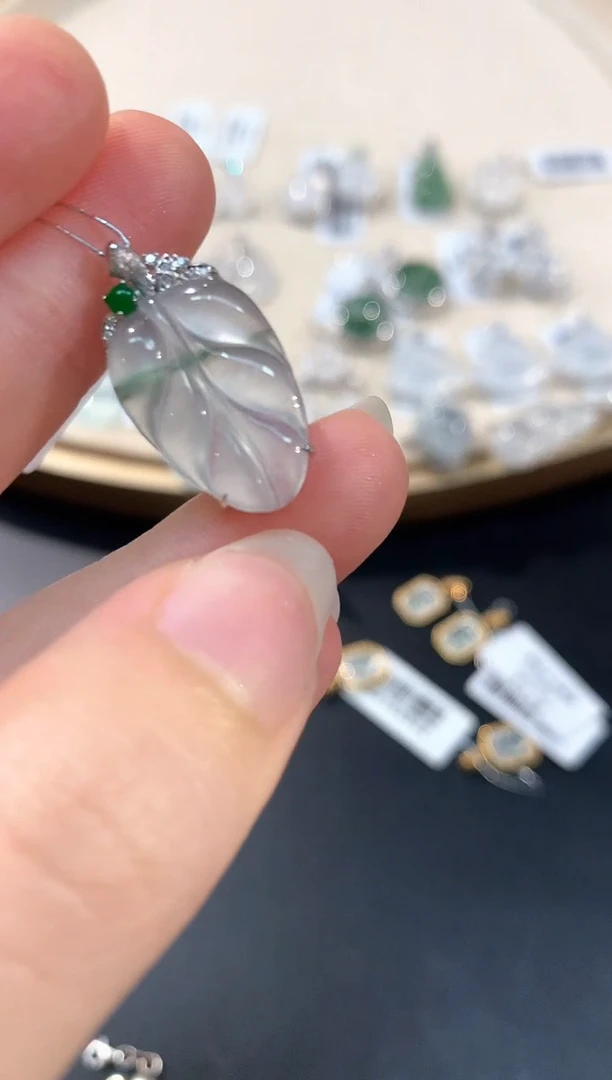 翡翠18K金镶嵌吊坠(不含链)A189|2500