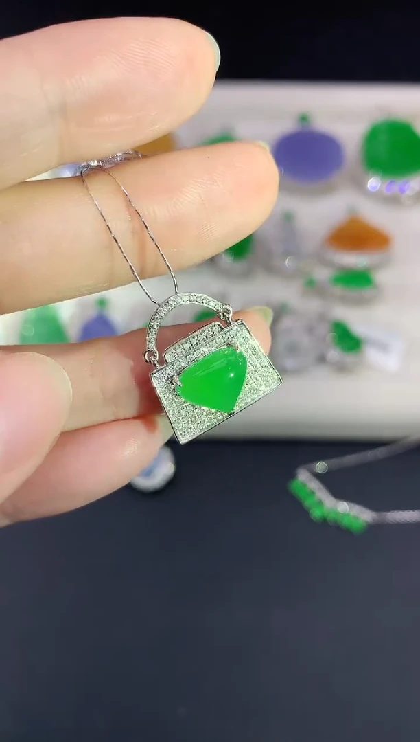 吊坠(不含链)18K金镶嵌翡翠|6980