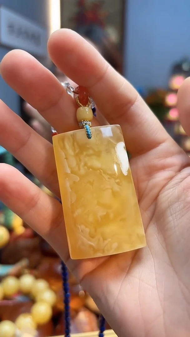 琥珀颈饰未镶嵌吊坠