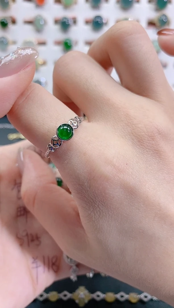 银S925镶嵌戒指翡翠天然翡翠