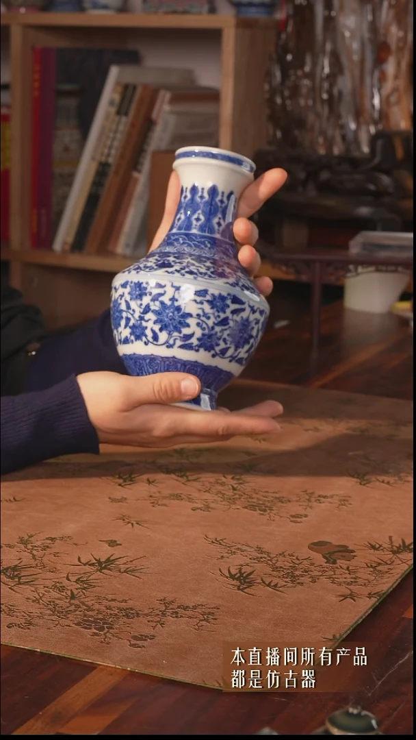 其他陶瓷满工精工青花摆件