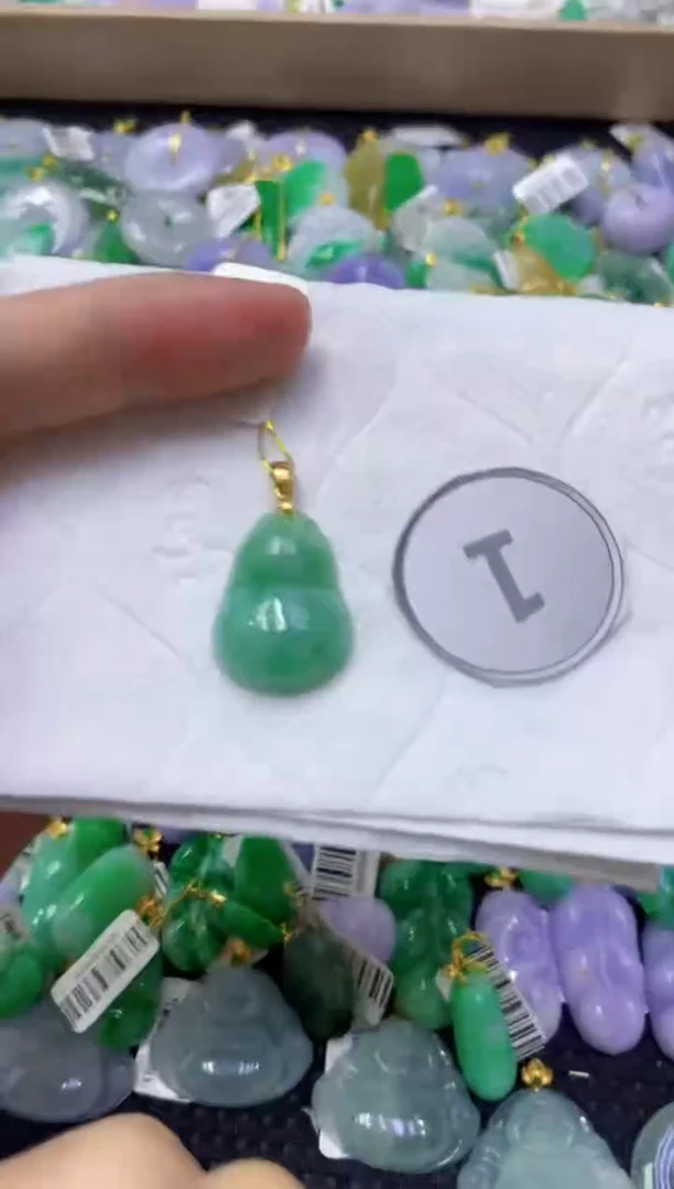 颈饰未镶嵌翡翠天然缅甸翡翠A货