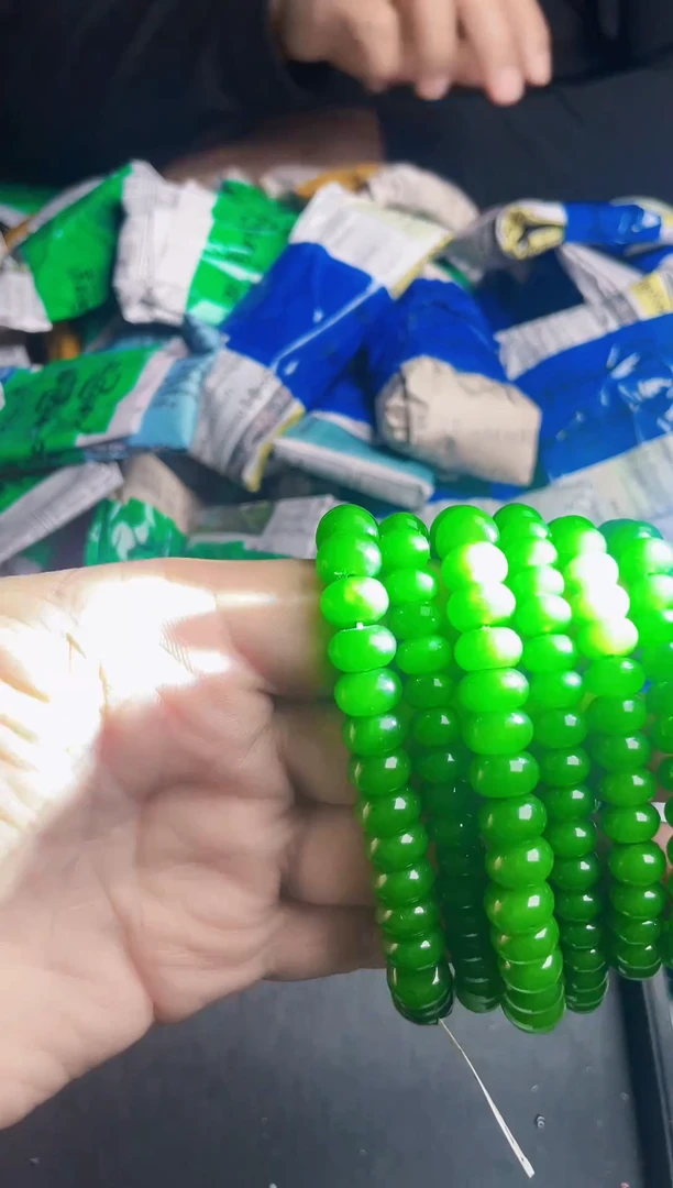 强子收货--所见即所得--多样性发货--FH312满绿算盘珠