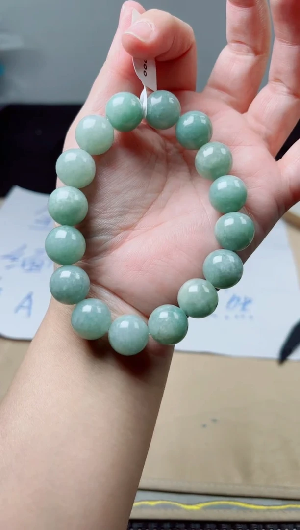 未镶嵌定制翡翠翡翠