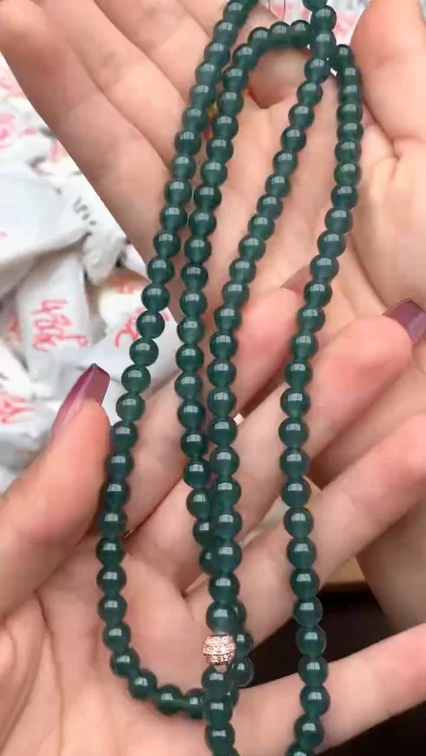 【闪购商品】翡翠颈饰未镶嵌—  
