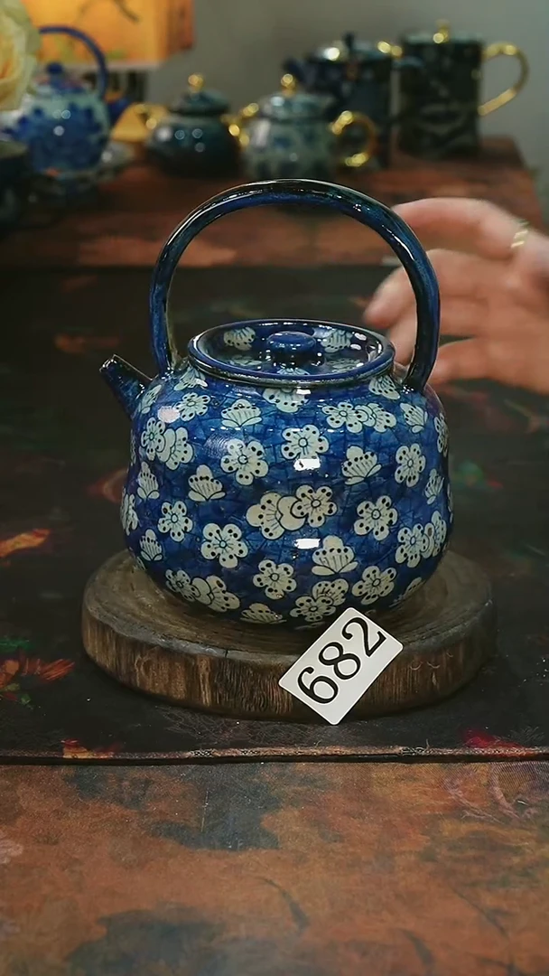 茶碗...........682