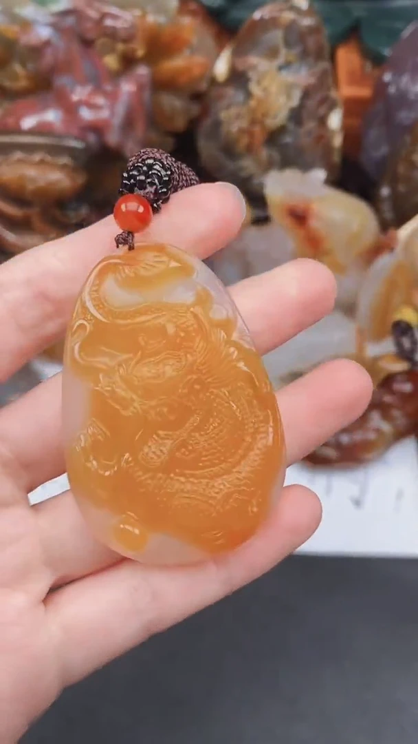 未镶嵌颈饰玛瑙/玉髓小*弟AA