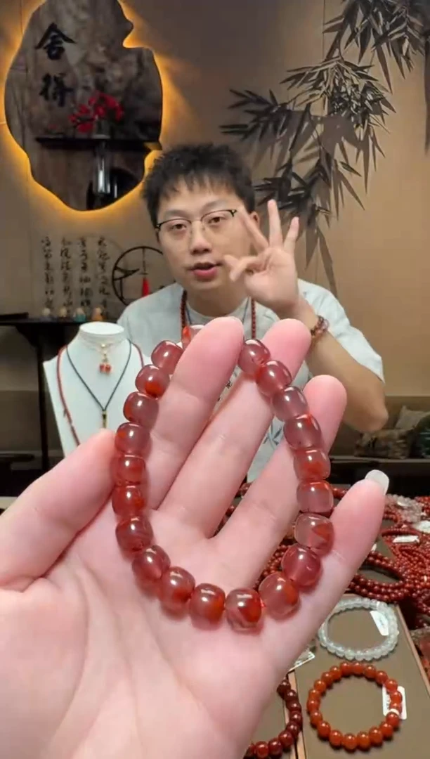 未镶嵌原矿手串南红玛瑙一条9mm+ 多样性发货