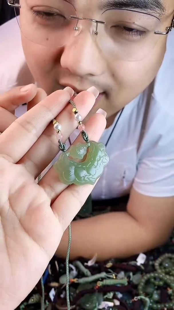 未镶嵌和田玉挂件多样性发货拍一发一