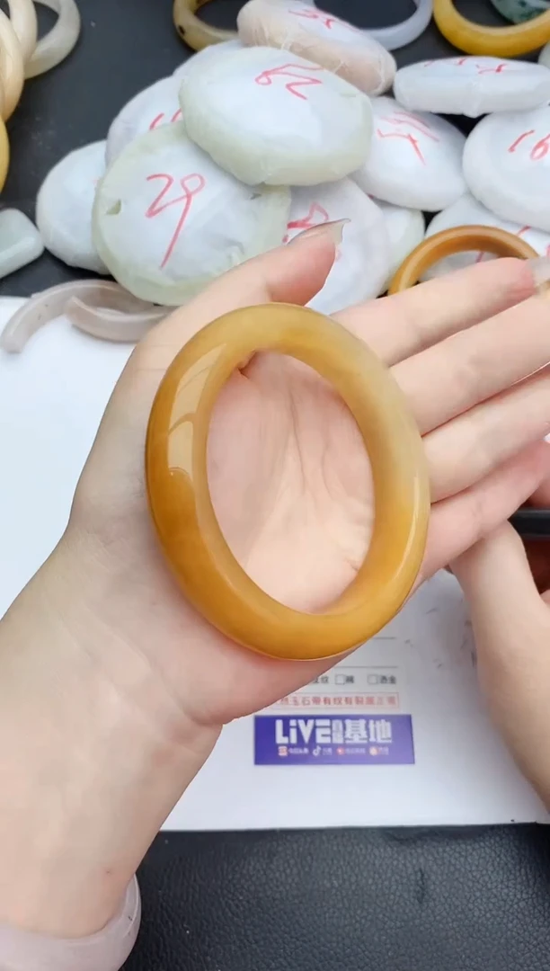 石英质玉手镯未镶嵌291+59/60