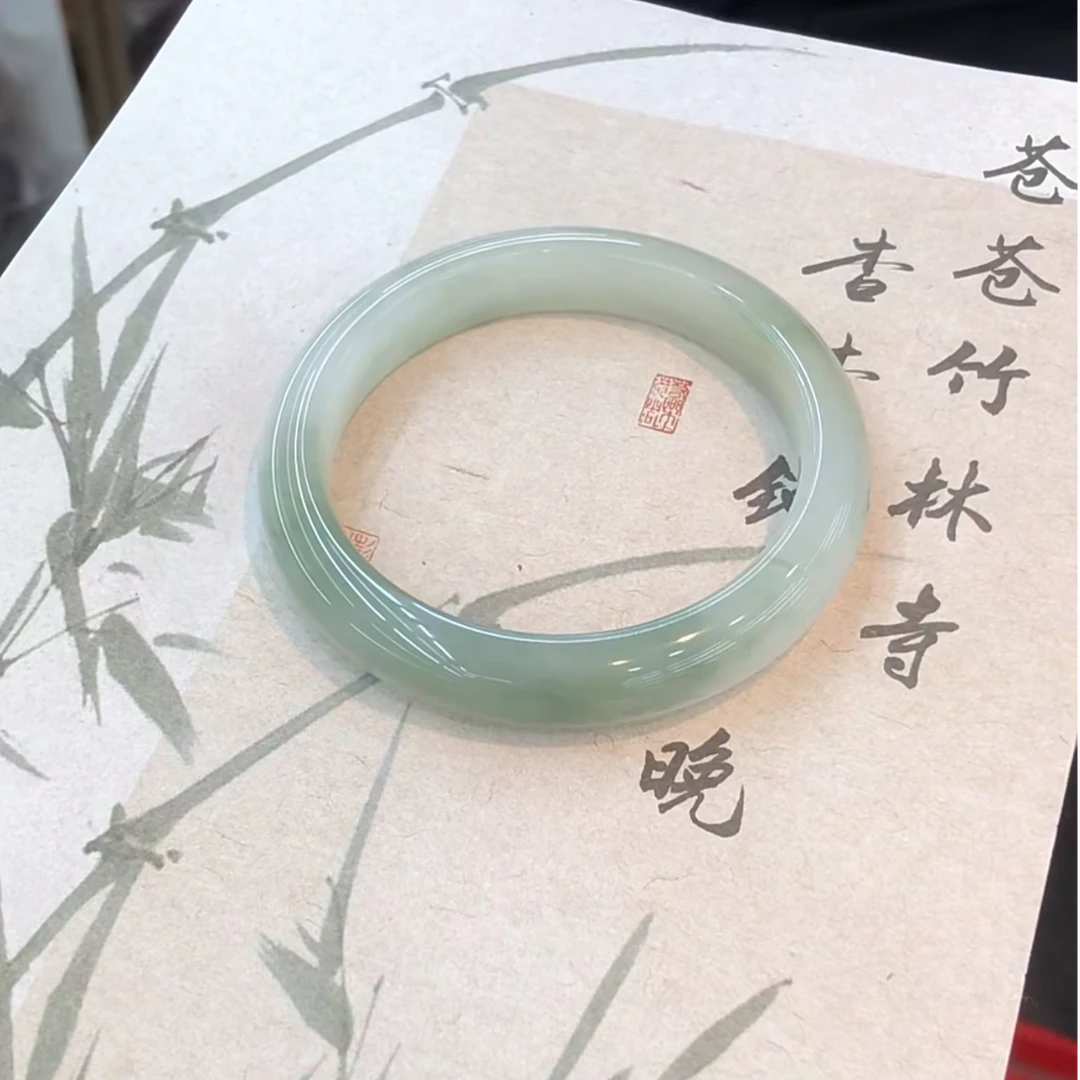 石英质玉天山翠多样性发货编号：204
