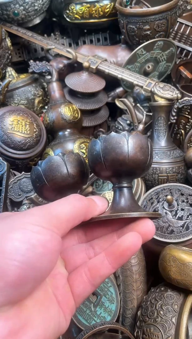 精美铜器点击下单