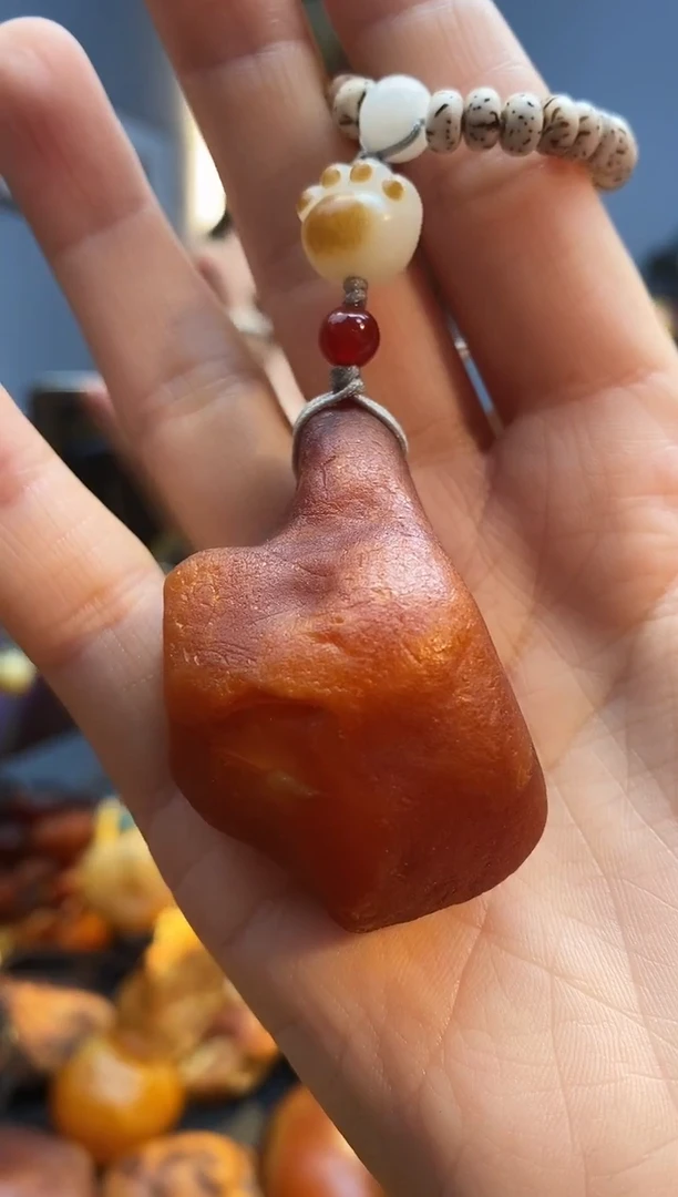 琥珀颈饰未镶嵌挂件