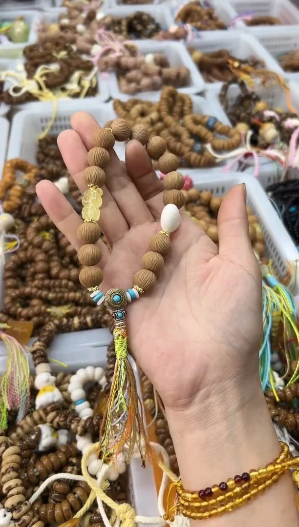 蜜蜡吊坠(赠链)未镶嵌小熊diy精品拉丝设计款手持