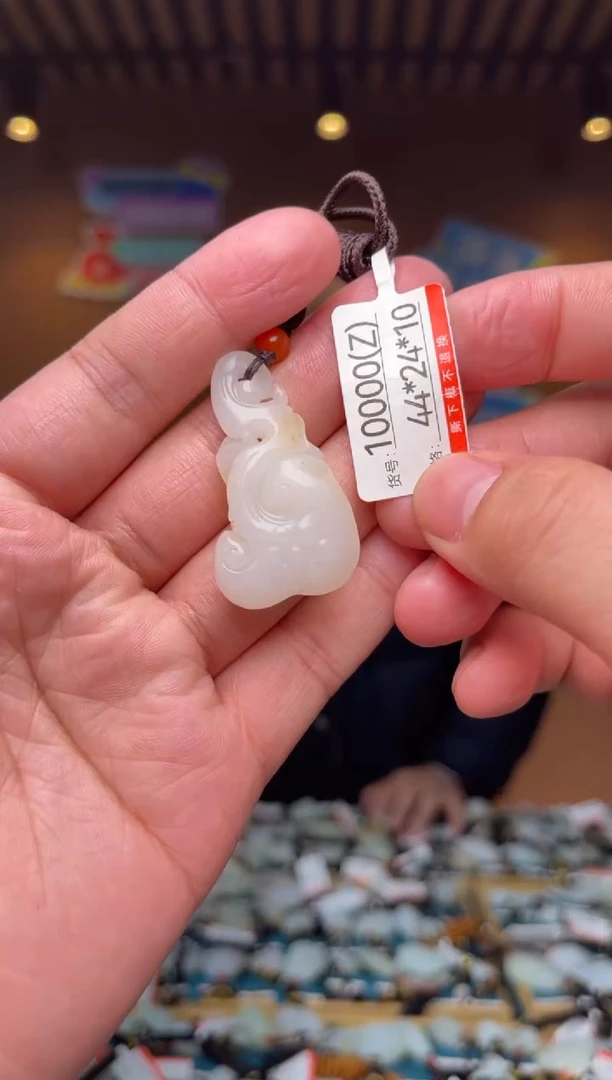 【闪购商品】和田玉的最新未镶嵌Z