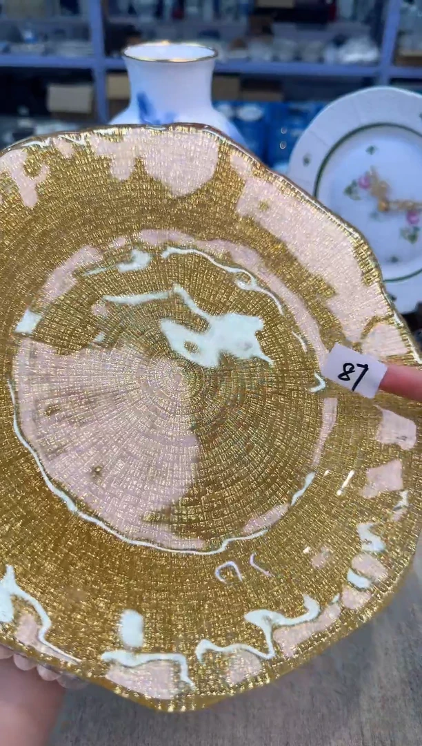 瓷片泡泡的瓷器好好看呀