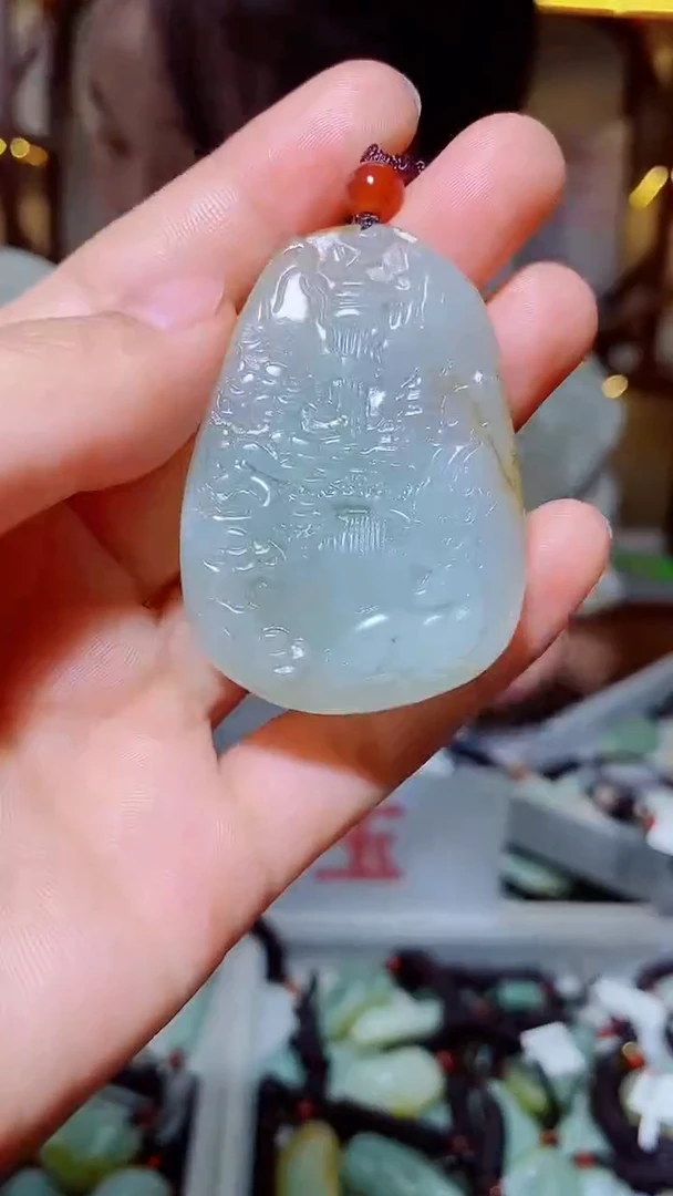 和田玉未镶嵌颈饰1