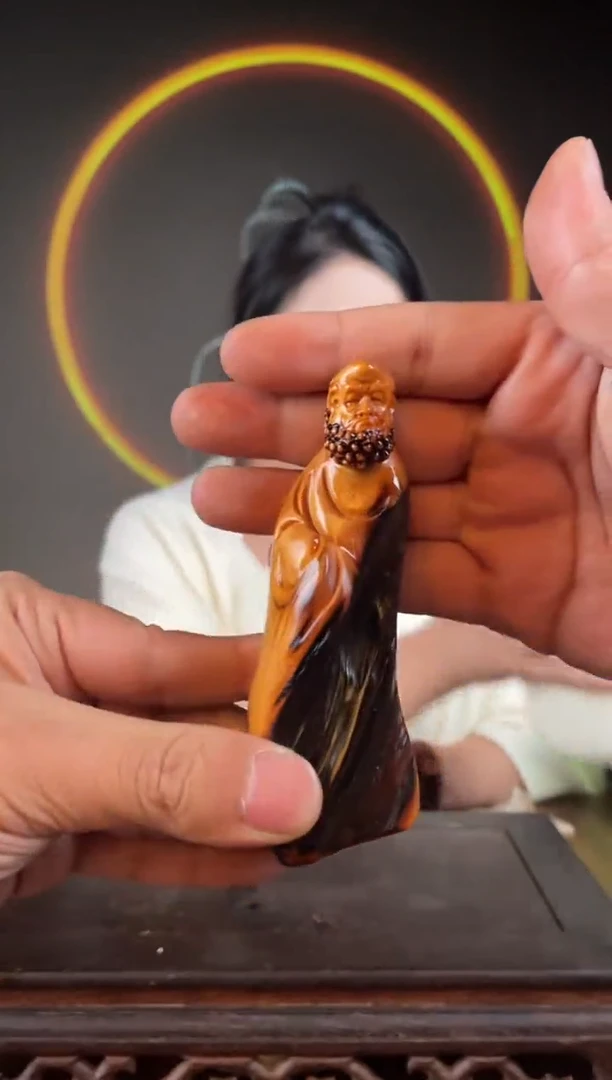 柏木（崖柏）手工摆件,先抢先得! 编号:309