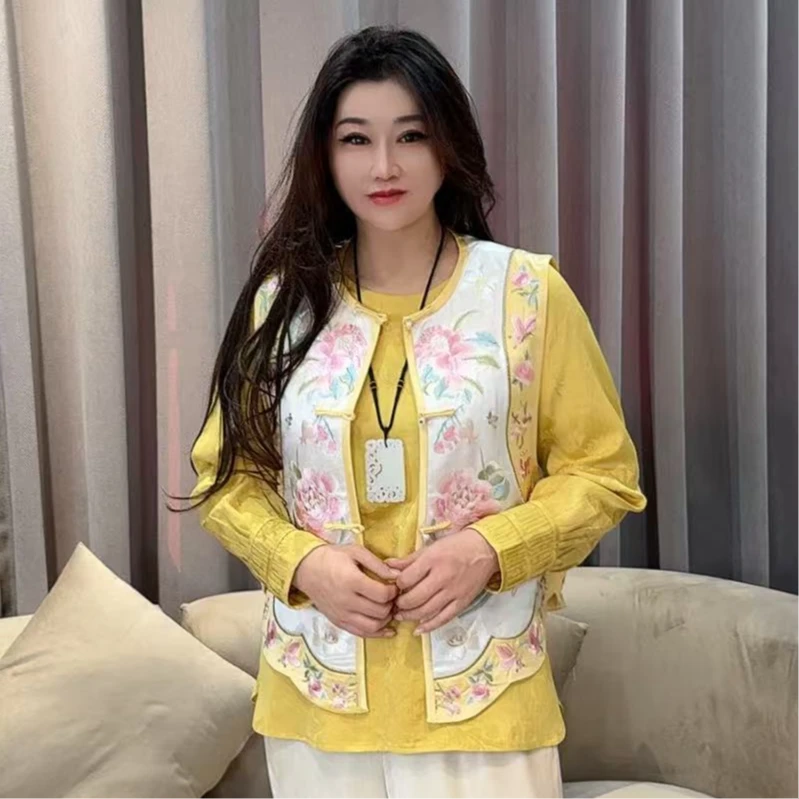 世外桃源重工刺绣马甲