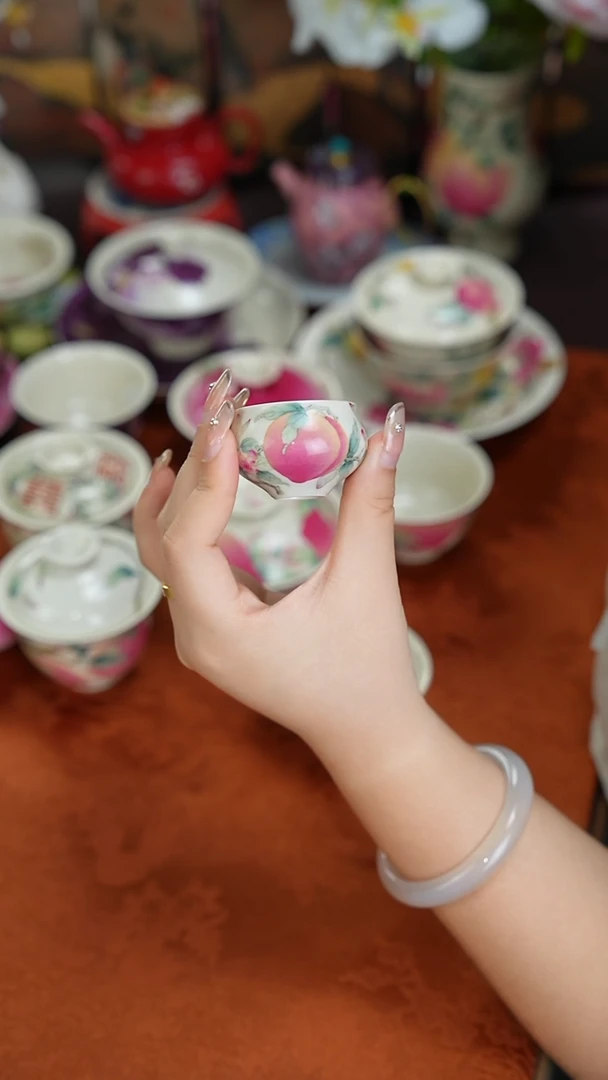 雅圣景德镇手工手绘桃子杯