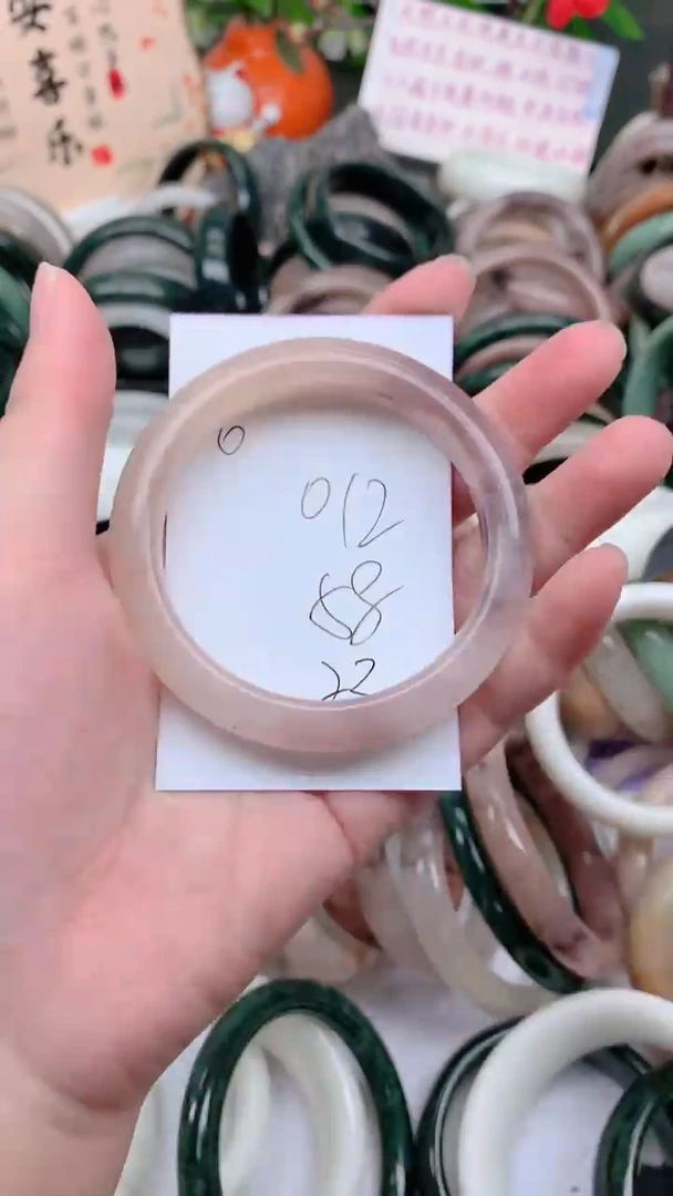 石英质玉手镯未镶嵌012