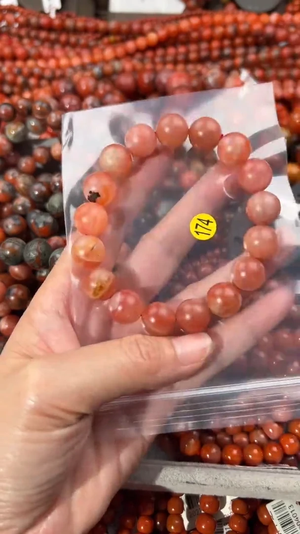 南红玛瑙手串未镶嵌12+