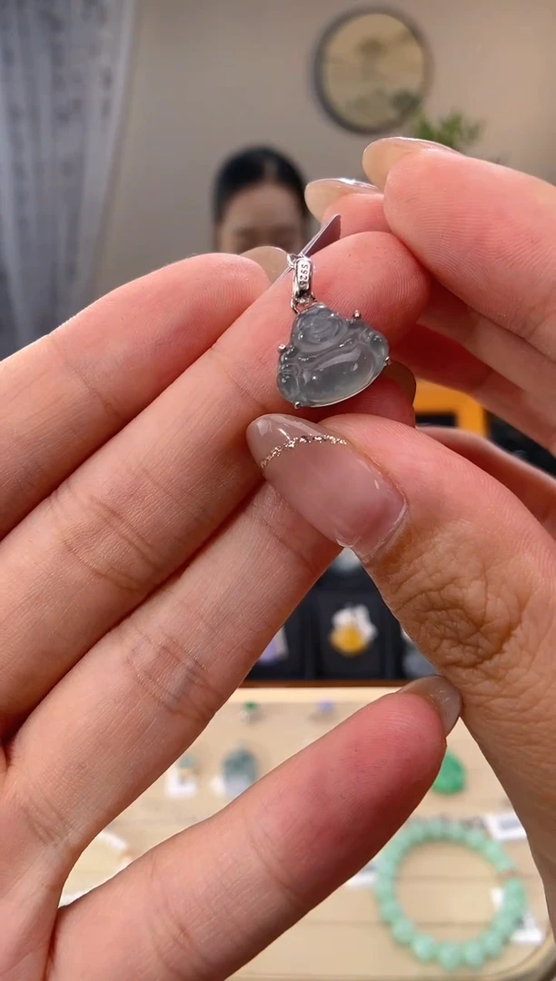 翡翠银S925镶嵌颈饰佛公