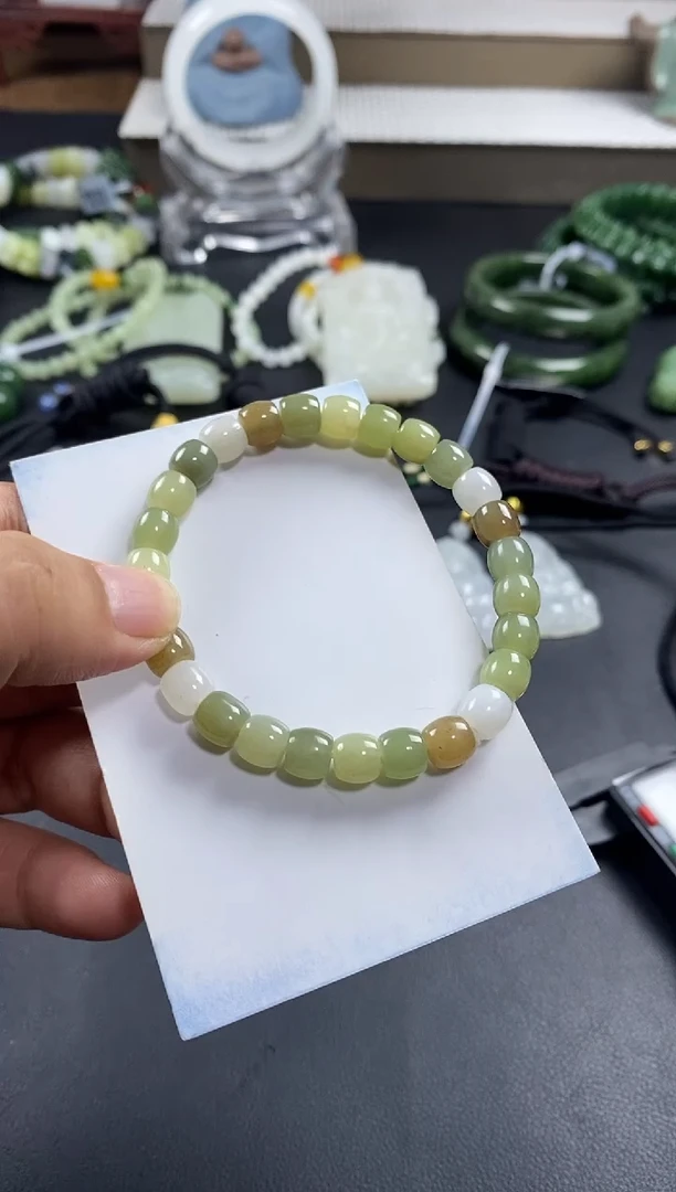 颈饰未镶嵌和田玉和田玉