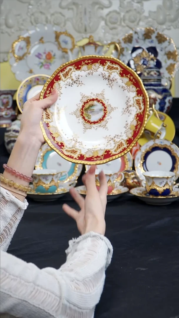 骨瓷婷婷中古器物如图所示77