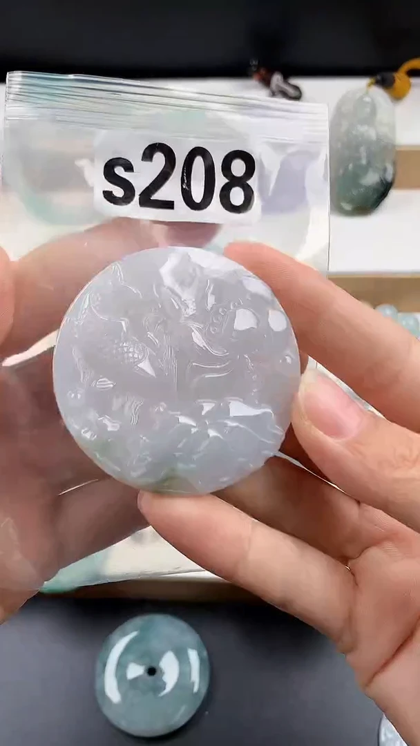 颈饰未镶嵌翡翠天然翡翠吊坠挂件