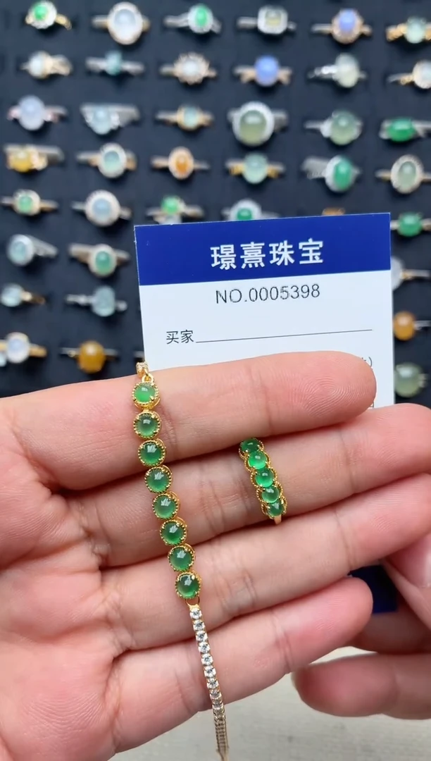 银S925镶嵌戒指翡翠素**往.