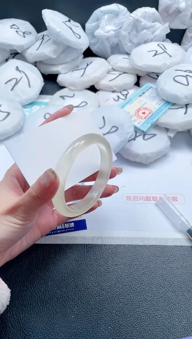【闪购商品】石英质玉手镯未镶嵌 12J54-58