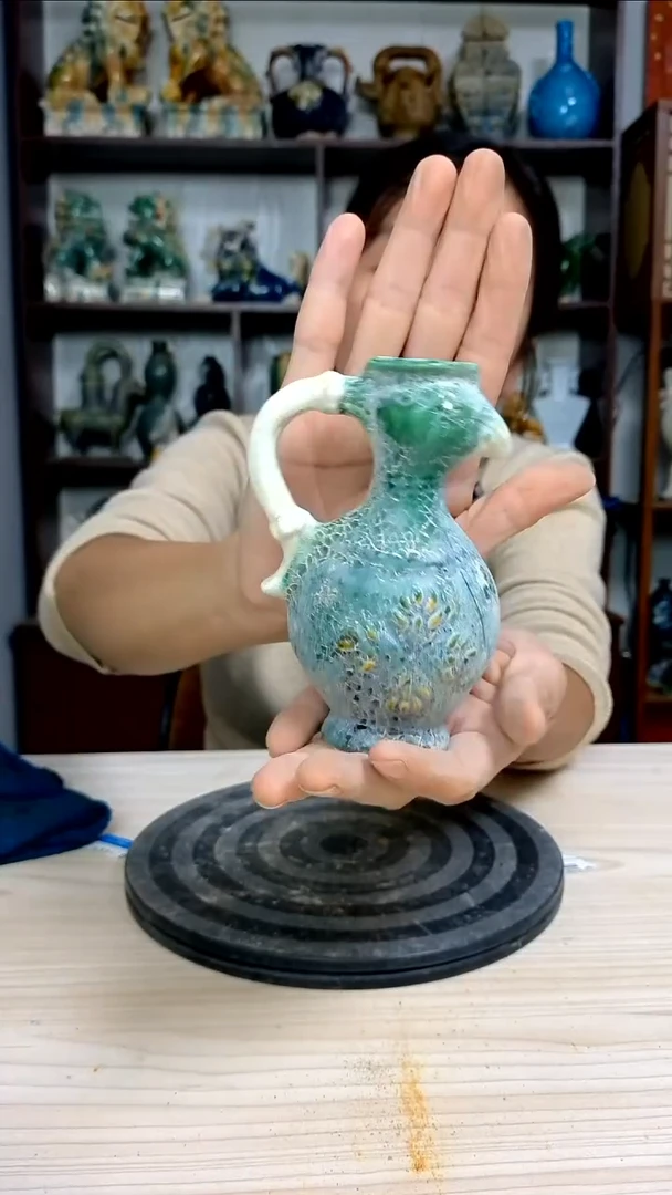 经典精美复古风格瓷器