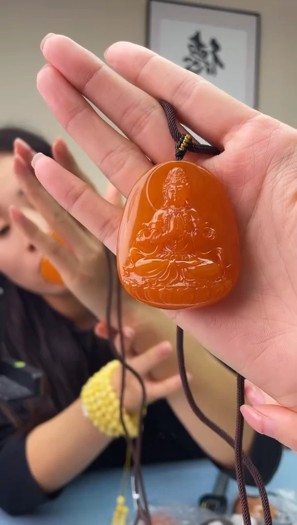 琥珀未镶嵌珠宝奇石T020微瑕假一罚十，多样性发一件