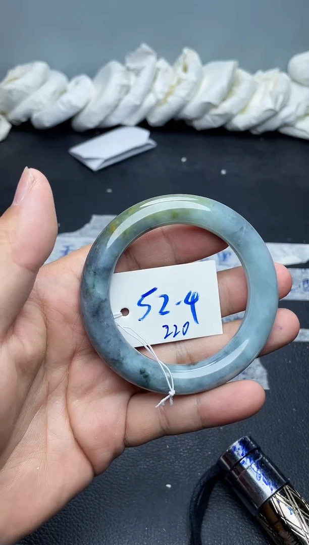 未镶嵌手镯翡翠220