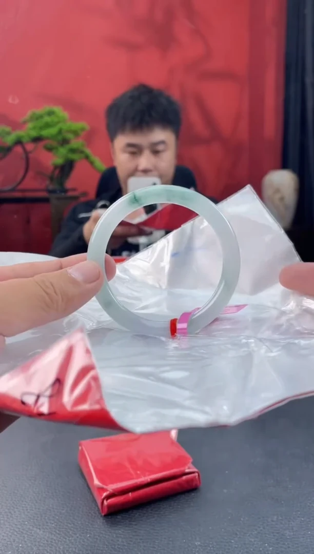 未镶嵌手镯翡翠24