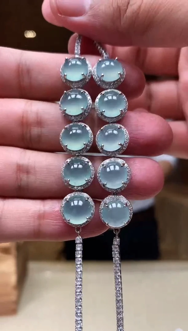 【闪购商品】翡翠颈饰未镶嵌多样性发货（只发一件) *d53