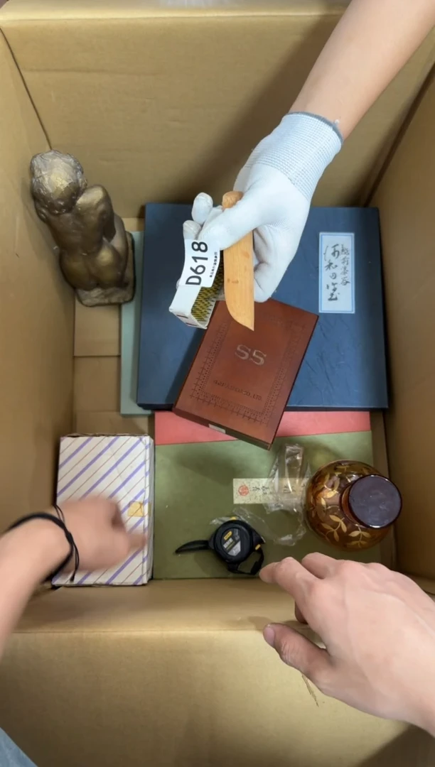 瓷片j**偉618 中古商品，谨慎购买