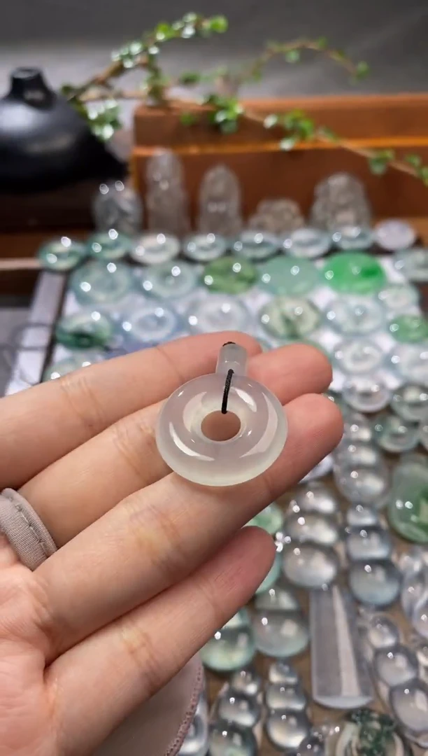 吊坠(不含链)未镶嵌翡翠甜甜圈