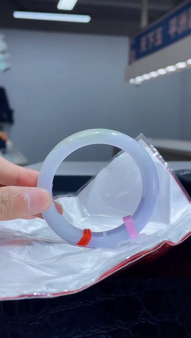 未镶嵌手镯翡翠4