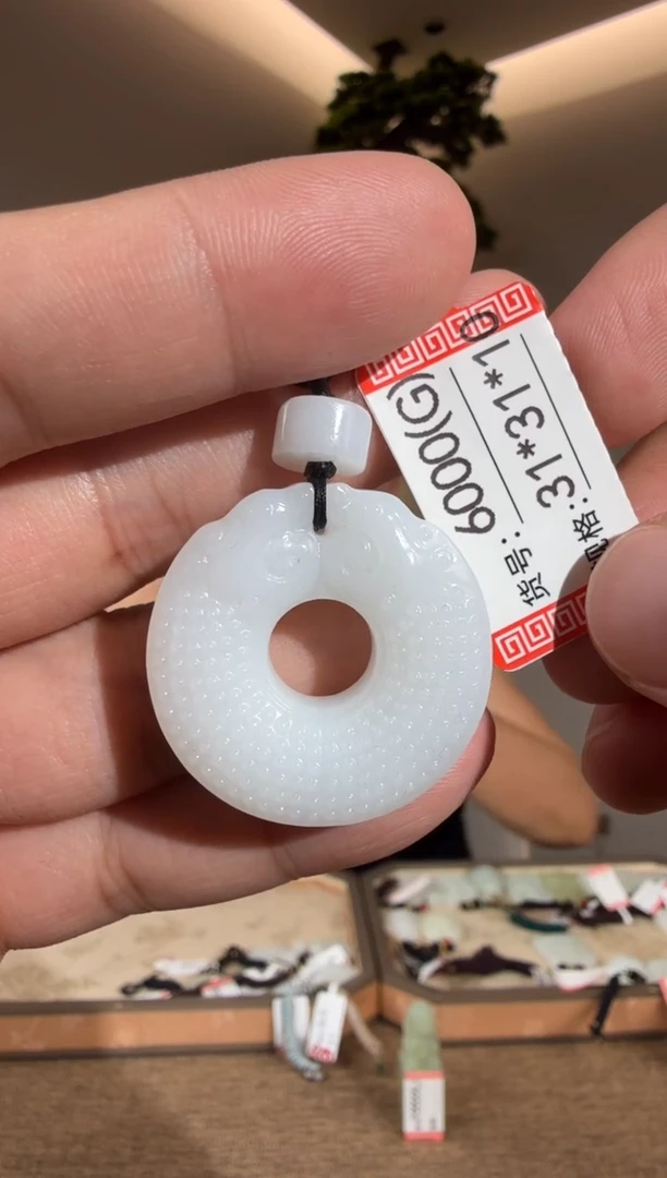 颈饰未镶嵌和田玉G