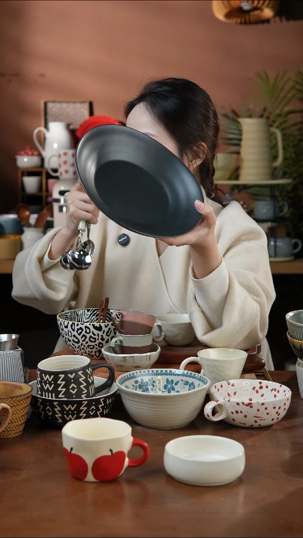 瓷片9.5英寸黑色哑光异形深盘 微瑕 凑满20发货