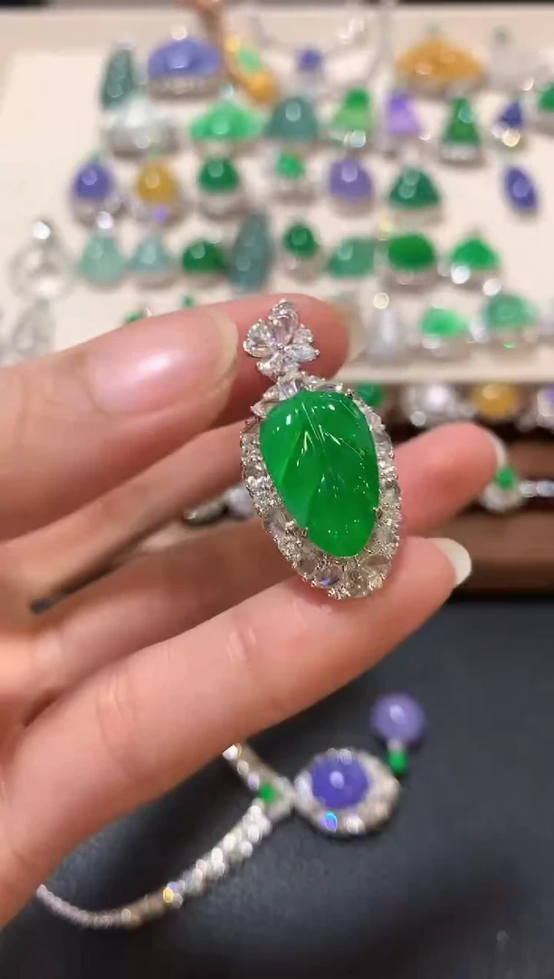 吊坠(不含链)18K金镶嵌翡翠m62