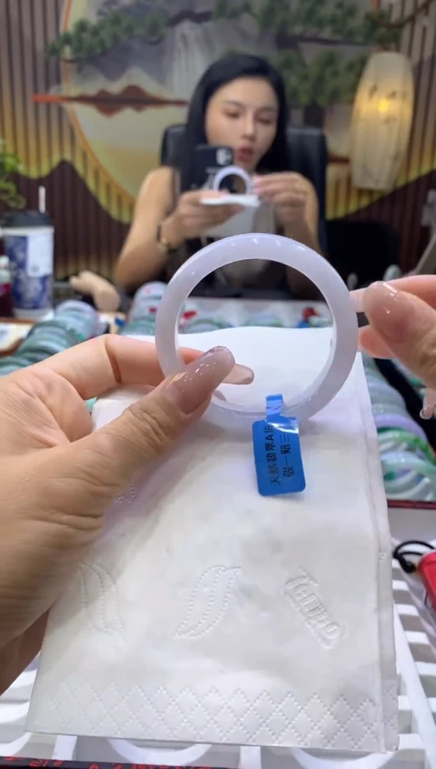 翡翠手镯未镶嵌00008604