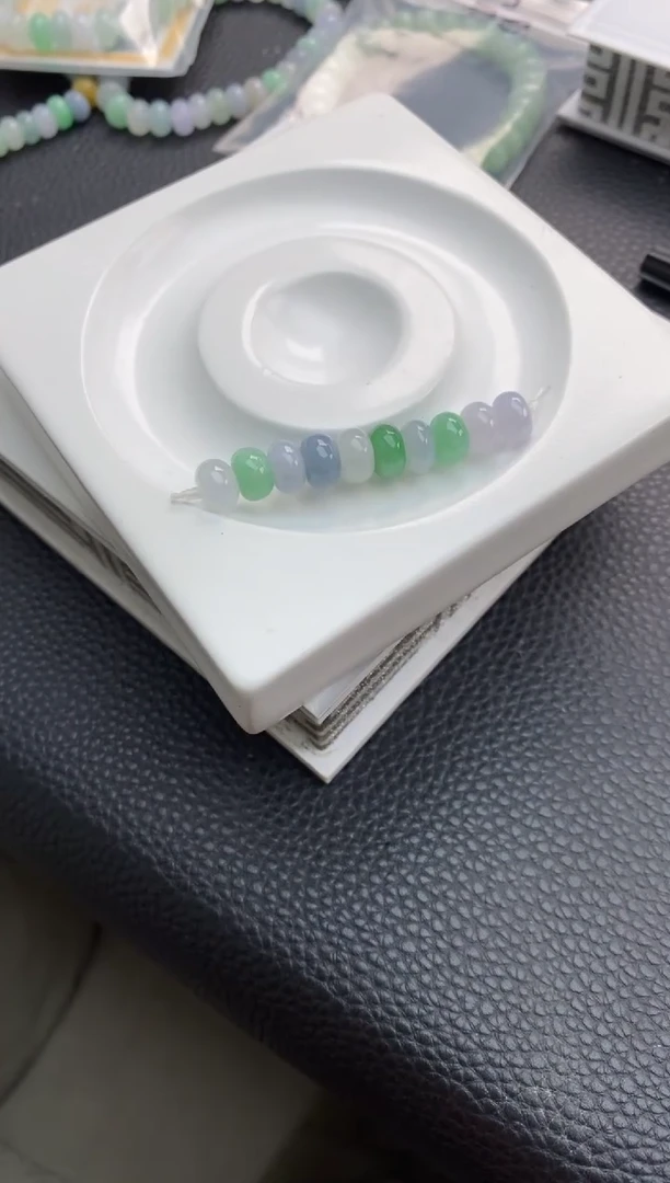 翡翠散珠25天然A货翡翠散珠